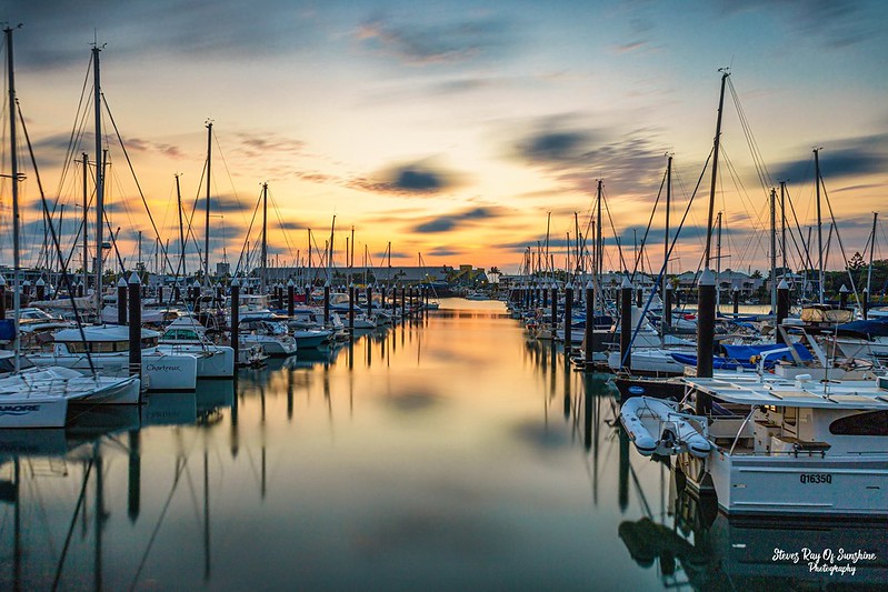 BIA supported action to get BLUE MIND entered into the #Dictionary. 61% said yes it should be there! The verdict is not out! “Blue mind” is the science of how being close to water: an ocean, lake, or a river – can lower stress and improve our health. ow.ly/3br450zDyOF