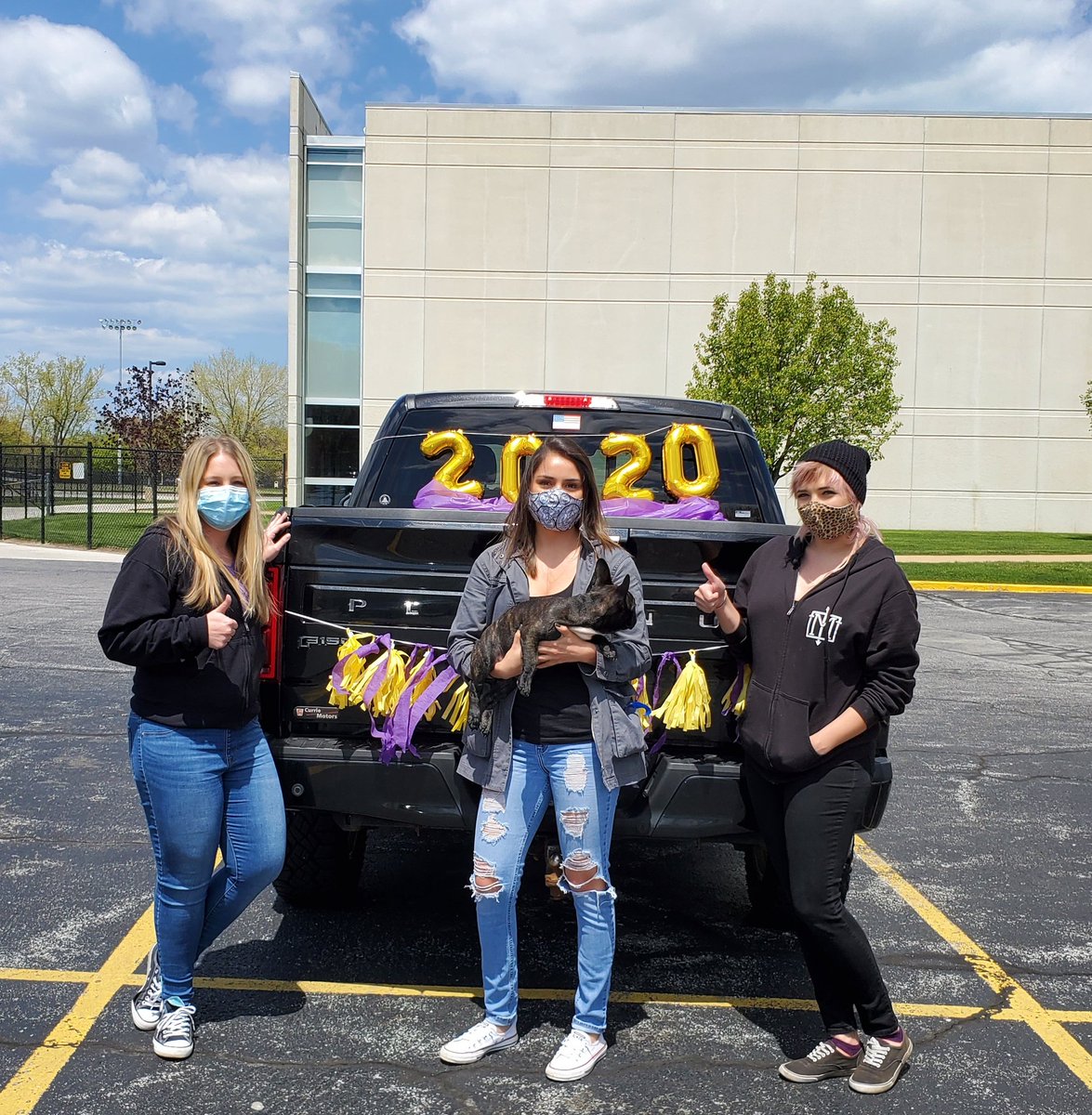 MissTermunde's tweet photo. Shout out to my TFN family working together to help make our seniors feel special today. I don't know where I'd be without you ladies! #TeamPhenomenal215 #TFNPride #tfnSOAR https://t.co/slwSPmrivX