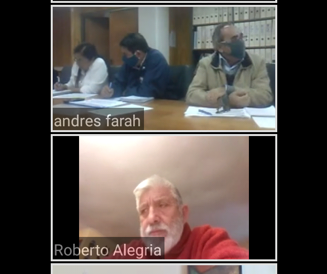 CORE_ATACAMA's tweet photo. La Comisión de Inversiones del CORE Atacama, analiza los proyectos que buscan concretarse por parte de la municipalidad de Diego de Almagro. Alcalde da cuenta de los principales requerimientos mediante video llamada con los Consejeros Regionales @fernandoghiglin @IMDA_2019 https://t.co/Q2rySYbwCz