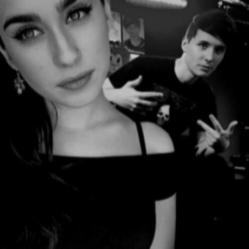 ibuprophan's tweet photo. #danfacts: after lindsay lohan, dan moved on and started seeing lana del rey but that lasted for about 3 weeks. later in an interview for vogue magazine she said that dan "wasn't mature enough. like. he didn't even go through 3 divorces" ='/ https://t.co/S8VVHUk793