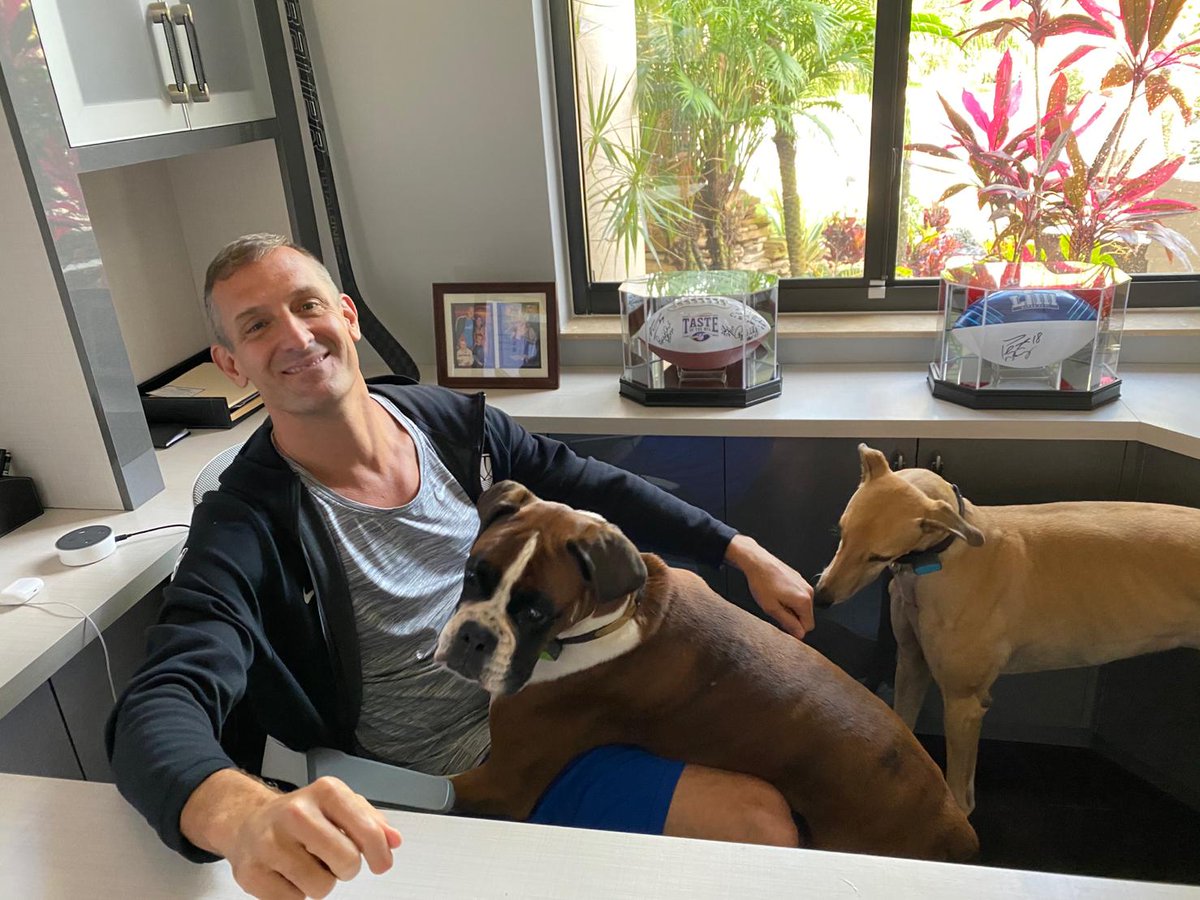 TomorrowsCIO's tweet photo. Last week in throughout TracFone IT we celebrated βBring Your Pet to Work Day.β Love my furry companions, Moncrief the boxer and Elliott the greyhound. Our pets make work from home that much more fun. #tractech #WorkFromHome https://t.co/T9FqE27tUq