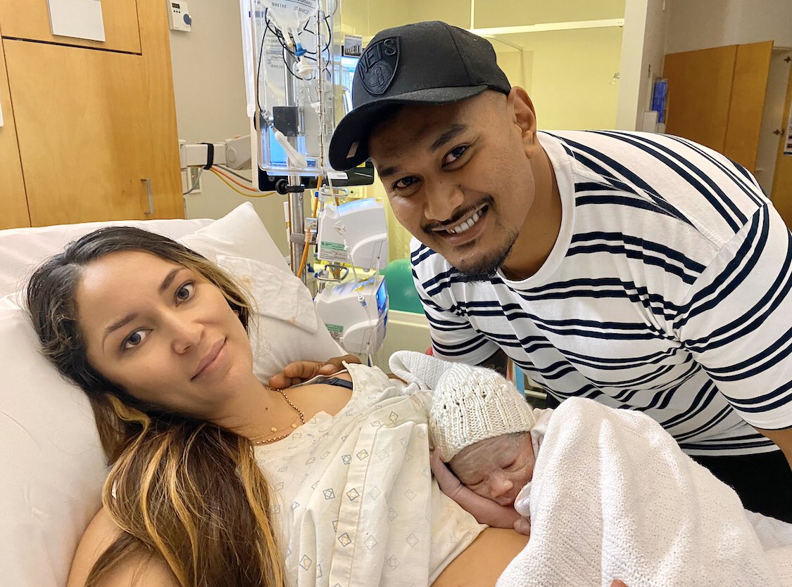 illuminaatia's tweet photo. Hi my 6 followers, we had a baby 3 days ago 🥰 love you byeee xx https://t.co/B4wvQvKRBA