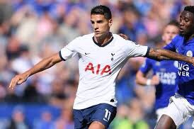 ERIK LAMELA:Intense, direct, can drive in straight lines in short sharp bursts and thrives in crowded areas, can thread passes, all like Lo Celso. But struggles to change tempo and doesn’t receive in many angles, again like Lo Celso. Huge part of squad