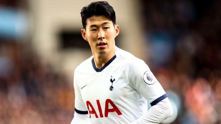 SON HEUNG-MIN:When no time to think, has space to drive into/work with hes world class. Intense, can face players up, and provide a variety of end product off both feet, inside/outside box. Can run in behind, or receive deep to feet. Lack of decision making, id play him on right
