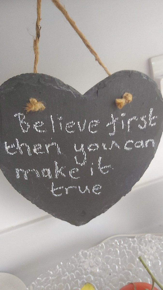 Gillian Walton tweet media