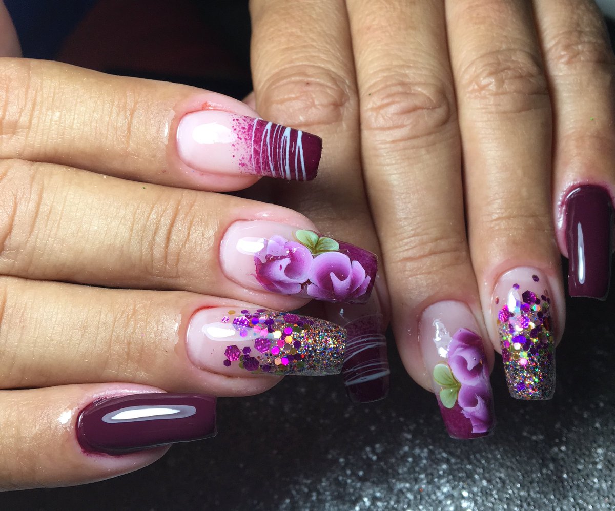 icnailsdesigner's tweet photo. Delicadeza em forma de nails! 💜
#ILoveNails #NailsDesigner #Cutilação #Square #Acrigel #Floral #UnhasRuídas #Vinho #UnhasDelicadas #ManicurePorAmor #AcrigelFormatos #Square #encapsulada #SpiderGel #UnhasAcrilicas #acrilicnails #lixamentotecnico https://t.co/YhkbwQCxpN