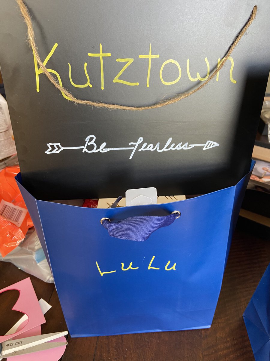 Colls N. ONeill tweet media