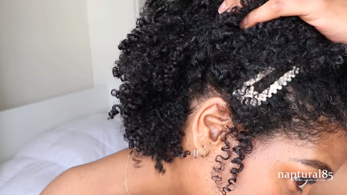 NaturalHairVide's tweet image. Twist out styling routine on short hair
africanamericanhairstylevideos.com/twist-out-styl…
#shorthairdontcare #stylingmethod #stylingroutine #twistout #shortnaturalhair #shorthair #twostrandtwist #type4shortnaturalhair #bobtwistout