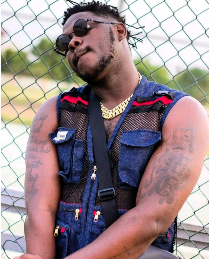 MasterMawuena's tweet photo. #MOSquadGiveaway #MOSquadGiveaway #YLounge #PureAroma #medikal #Ghana 
#RapPunchLine 🥊🥊

Today on #RapPunchline 🔥🔥
"Pharmaceutical Boyz but we don't do #Drugs"
@AmgMedikal you are dope💯✔️
@amgarmani
#RAPPUNCHLINE WE ENDORSE PUNCHES 🥊🥊
🔥🔥🔥🔥 https://t.co/vqmpnWWD9r