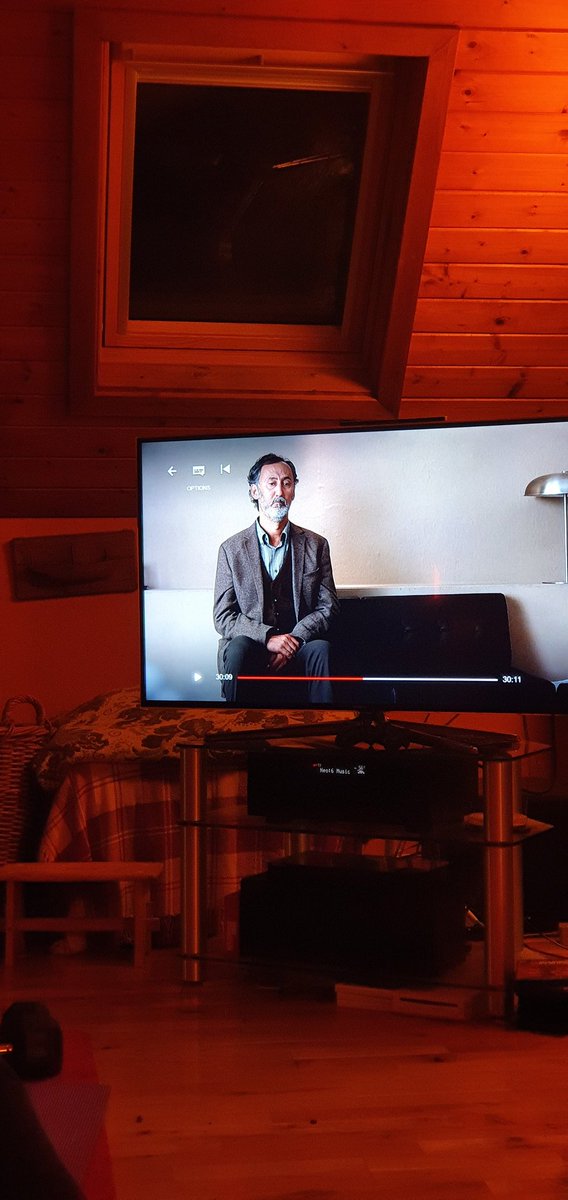 DonnellBrian's tweet photo. @Tommedian come here Tommy I'm watching season 5 of Homeland episode 11 on Netflix. Is that you?? https://t.co/l4Yoi4X0Uj