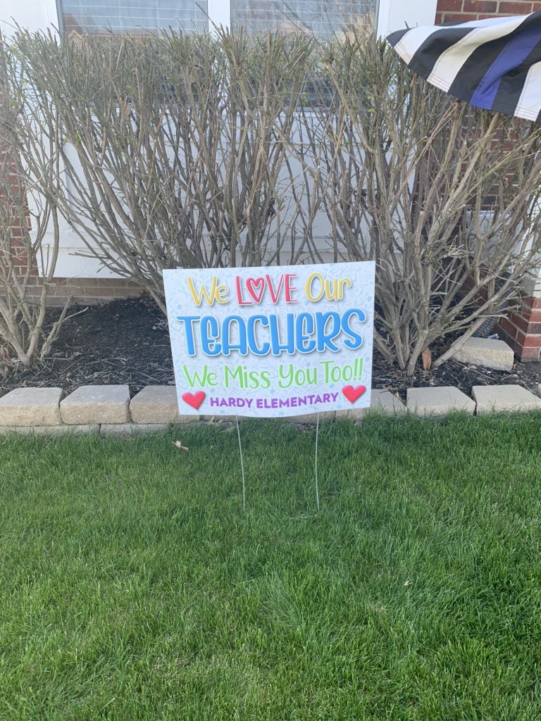 MonfetteKinder's tweet photo. Such a nice surprise!!! Thank you @SLCSHardy! https://t.co/ITLVHy8BT0