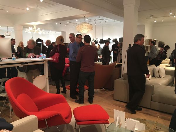 Laura Davis tweet media