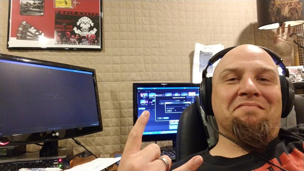 ShauneWalt's tweet photo. Video is coming along nicely on the studio pc!!! https://t.co/TXoWQzfbx0