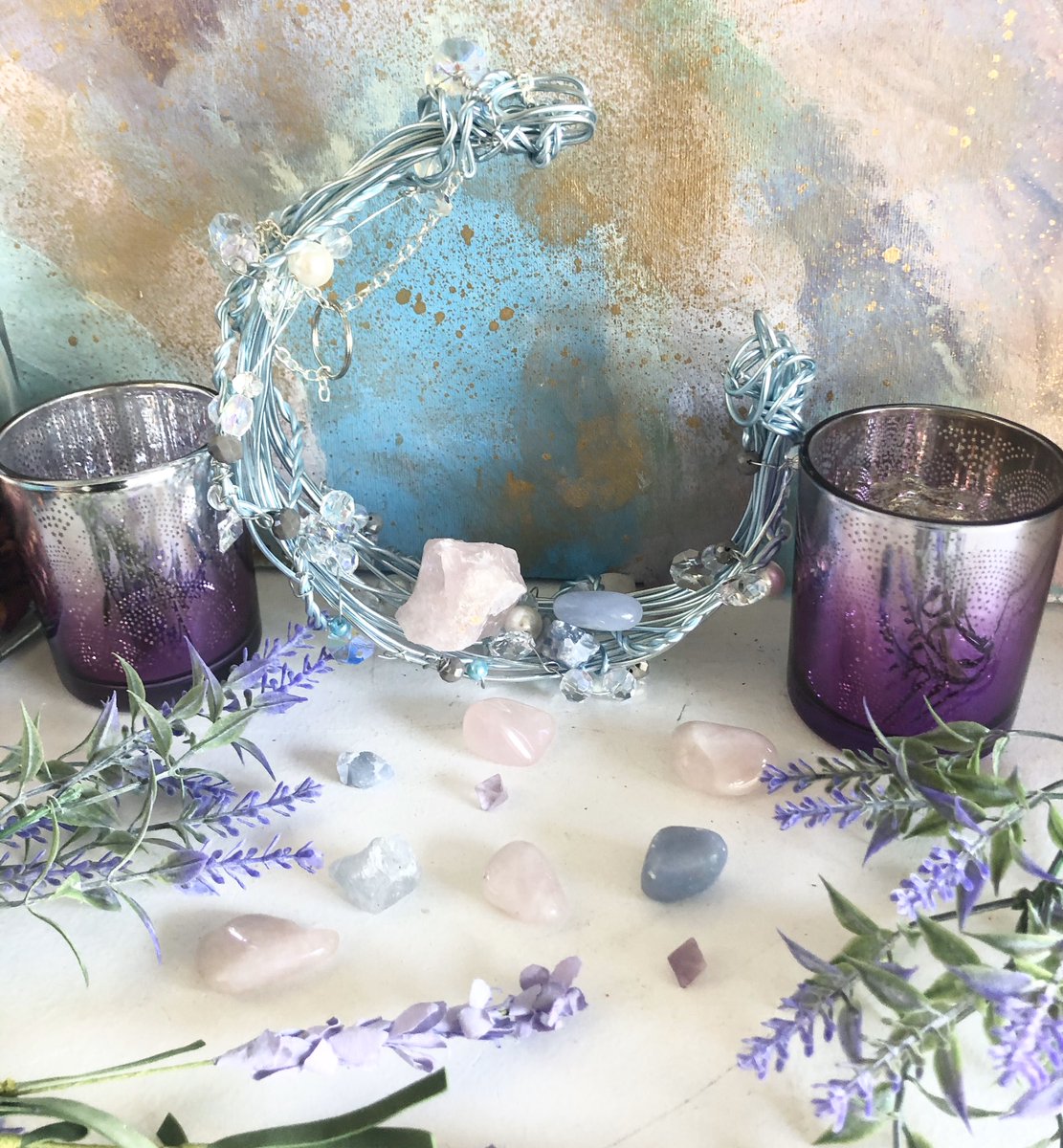 DesignsTiffany's tweet photo. I guess I’ve been thinking of fairies 💗💗💗 https://t.co/KHl47yr0ic #moondecor #shopsmall #lunar #celestial #altar #crystals #crystaldisplay #shopsmall #moonmagic https://t.co/sWURdrkkrG