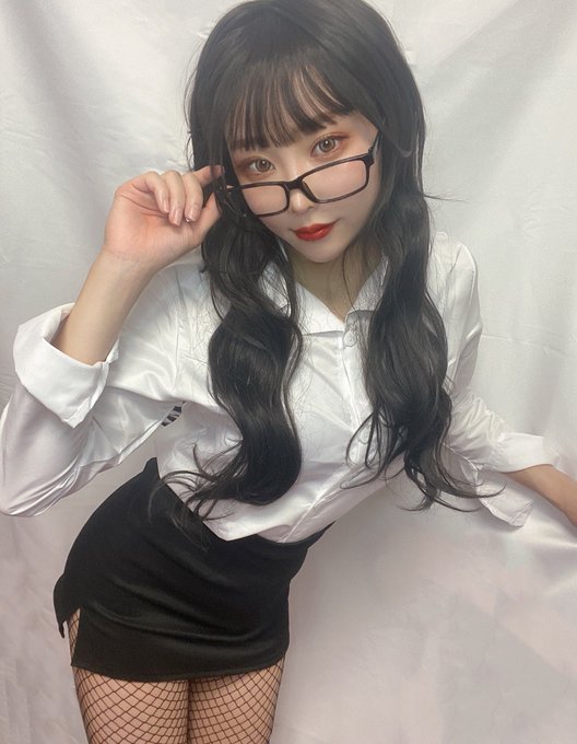コスプレイヤーりなしぃのTwitter画像16