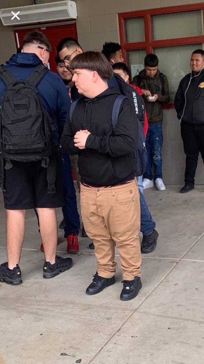 Comeoutsidefoo_'s tweet image. If “aight bet” was a person