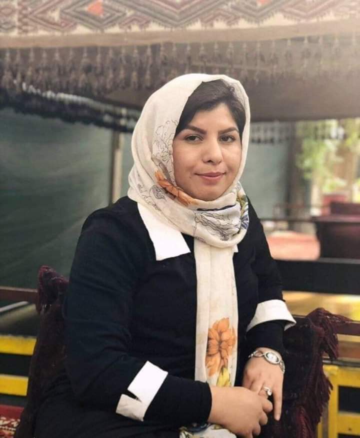 sanaullahsafi4's tweet photo. سور سلام ملالۍ💔 
when the terrorists attacked a maternity hospital in Kabul &amp; killed many Mothers, This lady Feroza Younas to the maternity center to feed those kids whose mothers were killed. This is how brave Afghan mothers &amp; sisters stand in hard moments. ❤️🇦🇫
#kabulattack https://t.co/255qas2bRM