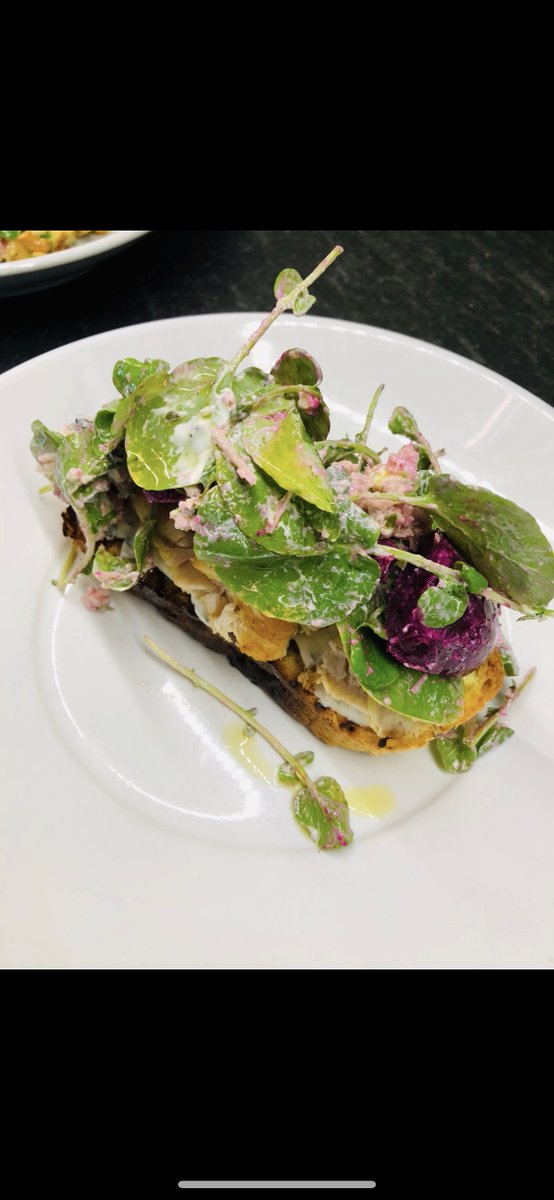wmhtx's tweet photo. What’s for DINNER Houston? Our NEW MENU from Chef Fernando Rios has so many hits! Chicken Crostini - tarragon yoghurt + beets + gorgonzola. Call us now to reserve your table 713-654-1970. #HoustonEats #NewDinnerMenu #BestFoodHouston #ChefDriven #SupportLocal https://t.co/n3oocyUQhG