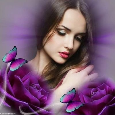 لقد غيرت كل مافي حتي حواسي
اختلفت وظائفها
اسمعك بقلبي
اراك بقلبي
اشعرك بقلبي
اتذوقك بقلبي
اتنفسك بقلبي
تجمع كل حواسي عند قلبي لاهدائها
تلك الاحاسيس
تراك تشعرني أم ما زلت مقيدا بأغلالك
وتجمع كل حواسك بعقلك أيها المبالي
لقد ابتليت بقلب بعيد عني ولكنه اقرب
شيء لقلبي
دع قلبك لي وحدي