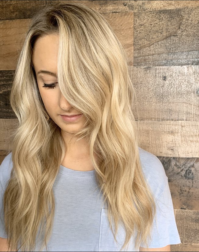 EmilyRoseErwin's tweet photo. Just blessing everyone’s TL with this gorgeous blonde 🌟 https://t.co/Qd7RtMdVmR