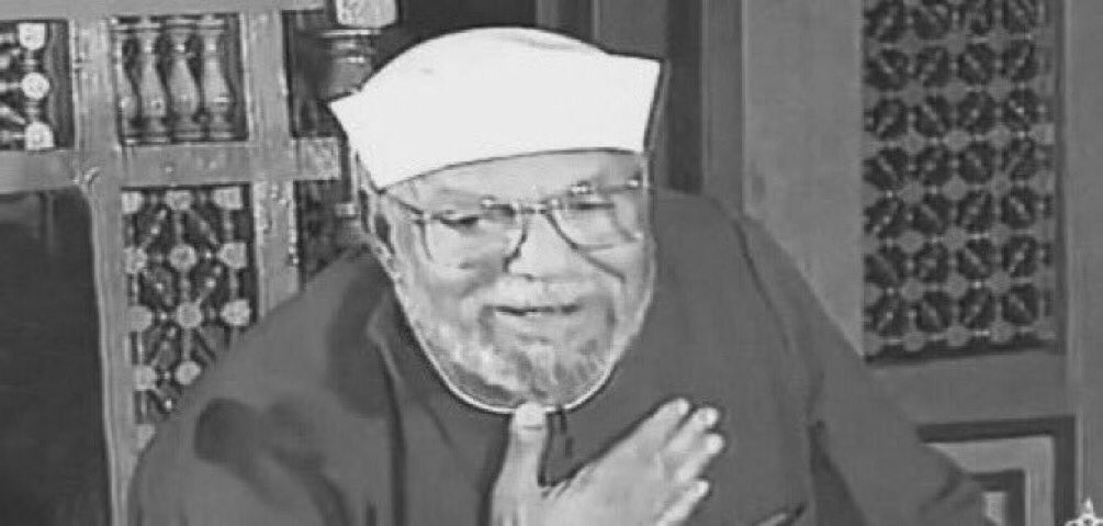 ما دمت تنام مرتاحًا دون أن يوقظك الألم
وتتقلب كيفما شئت ، وتمضي أينما شئت
وتنطق كما شئت ، وتستطعم ماشئت 
فقل مُستشعرًا " الحمد لله ".
-
- محمد الشعراوي