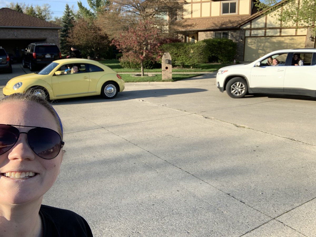 Birthday drive by for Jamieson! Highlight of day: reuniting with <a href="/ReginaBasketbal/">Regina Basketball</a> and Laff 💙