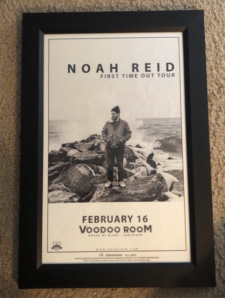 dairaliz's tweet photo. Only took 3 months but I finally got a frame for this! #firsttimeouttour https://t.co/ScTOIf8JrF