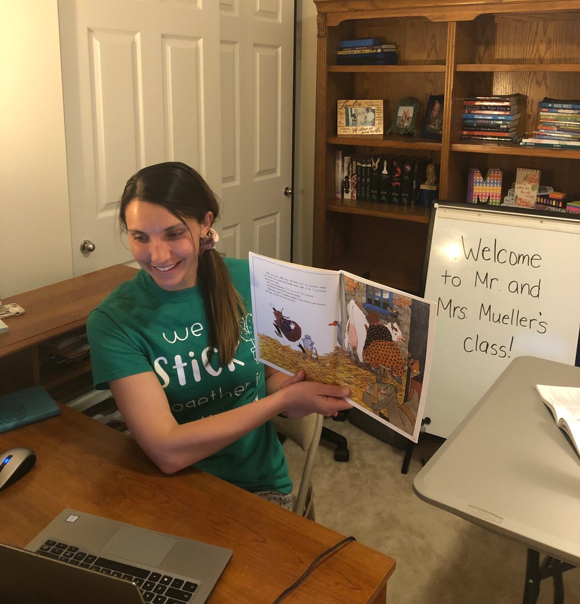 Rockwood teachers <a href="/MrsMuellerGP/">Laura Mueller</a> and <a href="/MrMuellerCMS/">Greg Mueller</a> are teaching under the same roof for the first time. 

See how they’re keeping things as normal as possible for their students: bit.ly/2yFZyCB <a href="/rockwoodschools/">Rockwood School Dist</a>