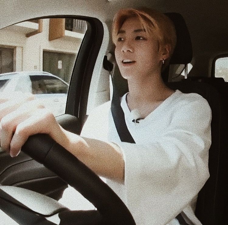 "take me home." -Seungkwan, okno hahahaha