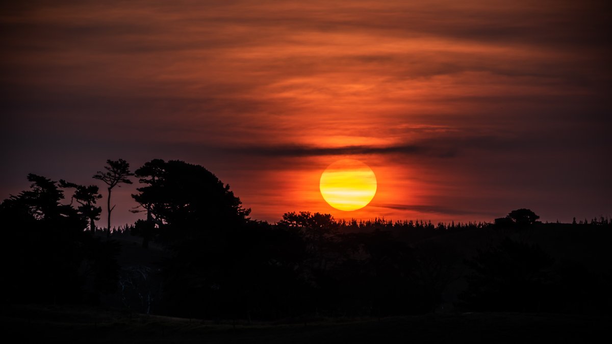 Time for more  #BitsOfNewZealand Sunset over  @Northland_NZ from  #Waitangi week this year. Bliss (and HOT). Somewhere near Te Kao  @NZGeographic  @NikonUSA  @PureNewZealand