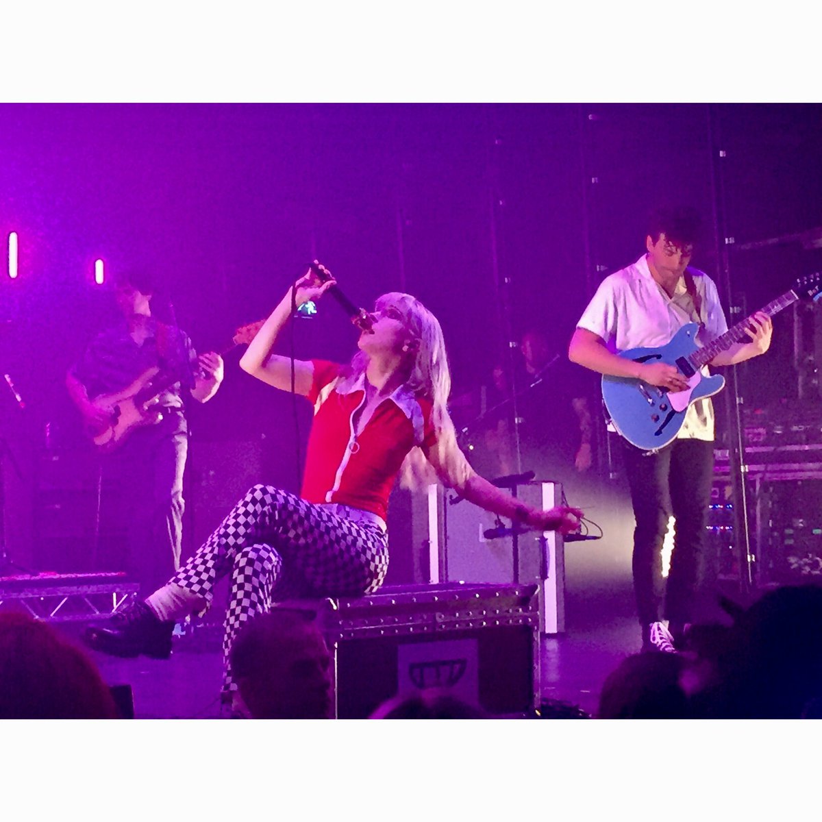 Shell_ox's tweet photo. been a @paramore fan for 13 years & AL shows have been my favourite so far.out of the five magical AL shows i was at the first show of tour #1 in Dublin & tour #1 show in Copenhagen have a special place in my heart♥️
@paramore @yelyahwilliams #3YearsOfAfterLaughter https://t.co/2xew7OF7xF