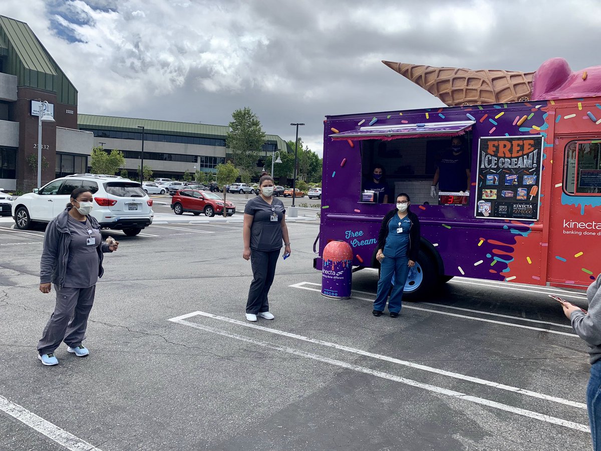 kinecta's tweet photo. Itβs #HospitalWeek! Our #KinectaSweetBanking ice cream truck at @TMHealthSystem ... #ThankYouNurses #thankyouhealthworkers #TMMCStrong #TeamTorranceMemorial https://t.co/03ck5zIUqw
