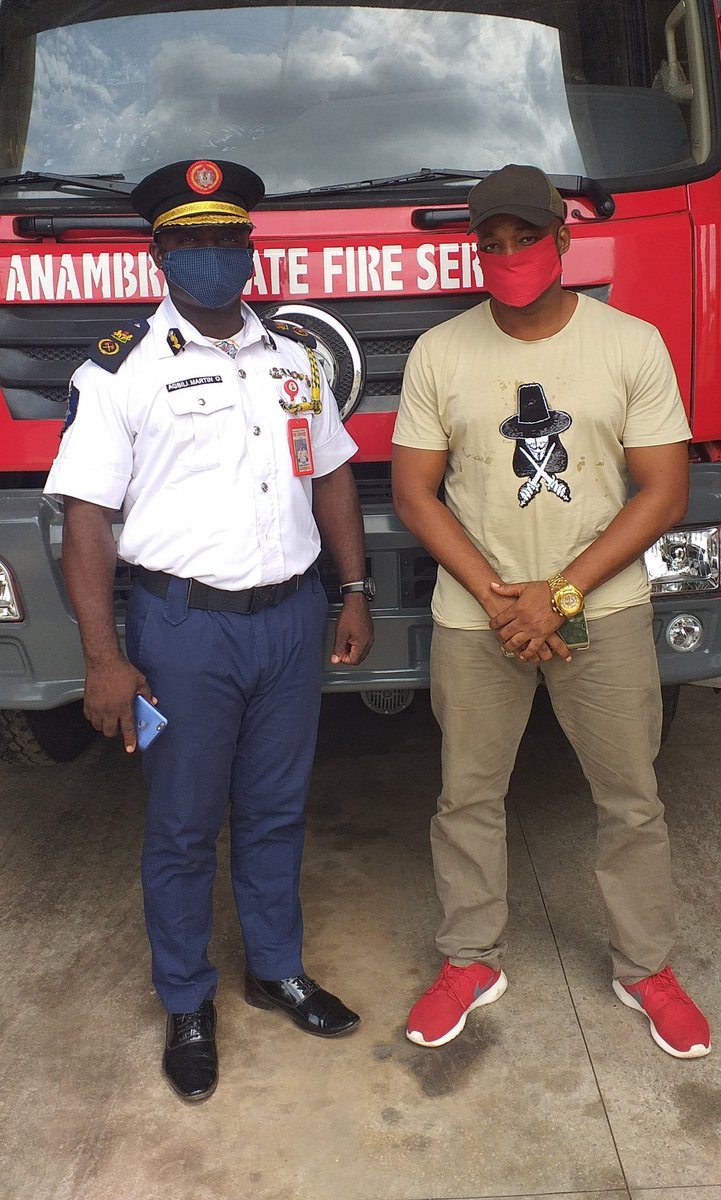 Agilitymartin's tweet photo. Call to duty with SA to His Excellency on Security, Sammy Onwuteaka.
#EngrMartinAgbili
#FireChiefEngrAgility
#GearedUpForFire
#ProudlyFirefighter
#AnambraStateFireService
#COVID-19 https://t.co/NTjUlSfPP3