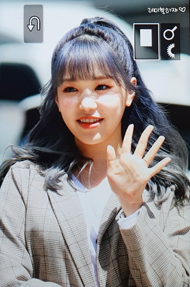 000828com's tweet photo. 200513 히든트랙 출근 에이프릴 레이첼 프리뷰

우리첼💙💙 넘나 귀여워서 돌아버려 😫

@APRIL_DSPmedia

#에이프릴 #APRIL #레이첼 #성나연 #レイチェル #Rachel #LALALILALA #라라리라라 https://t.co/bZqWtVDQbm