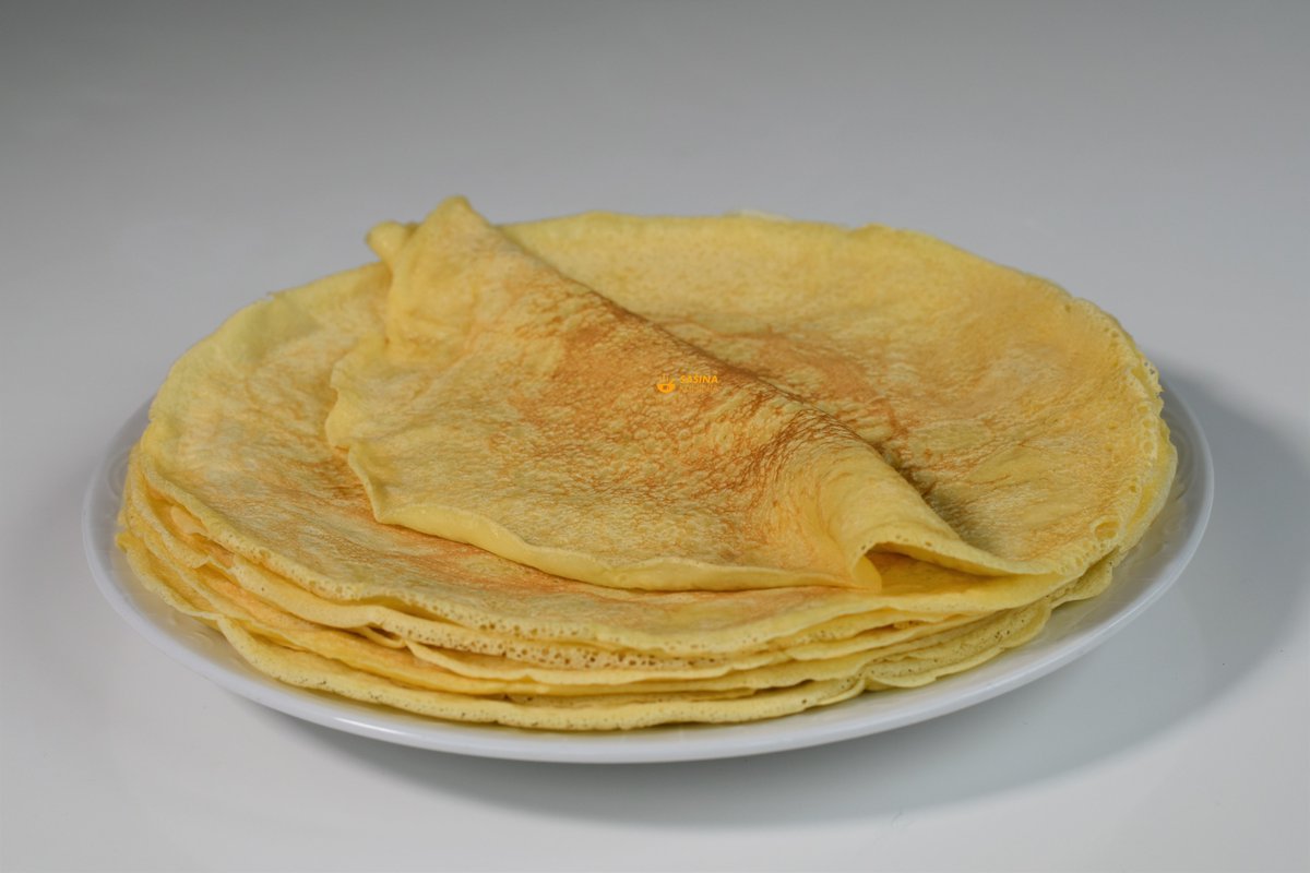 Crepes basic recipe for sweet or salty #crepes #recipe #dessert #easyrecipes #Foodie #recipes #RecipesForThePeople #sweet #lunch VIDEO RECIPE: youtu.be/CCZa4o-tiTg