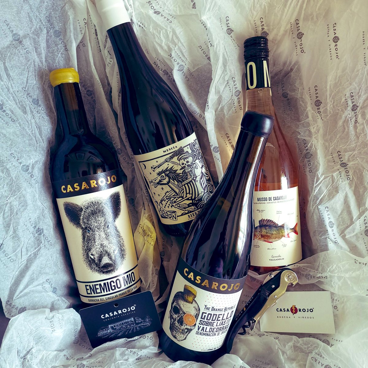 SilvioWine's tweet photo. Rifornimento della cantina @BodegasCasaRojo
@winelitevini
#wine #13maggio #vini #winelovers #toplabel #Winemoments https://t.co/6mk8FVkNWs