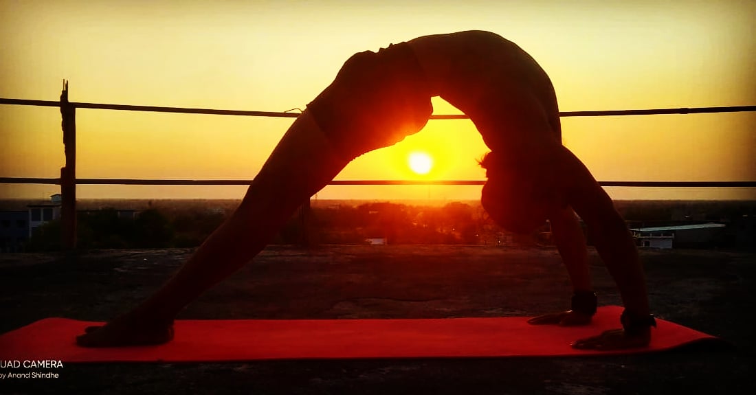 Yoganandam_'s tweet photo. All the great things are very simple and many can express in one words like freedom, honour, love, happiness and joy. And it's only possible with yoga.

So let's start now with yoganandam
@PMOIndia  @AmitShah #NaturePhotography #nature #PMCaresFund_का_हिसाब_दो #Exclusive #Prabhas https://t.co/VfTko7dxjX