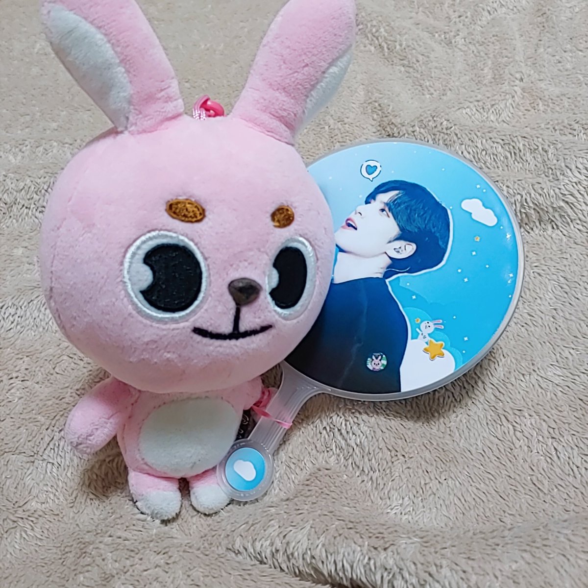 pink_cloud94's tweet photo. 너.. 쫌 귀엽다.. https://t.co/h3C1P5Re5q