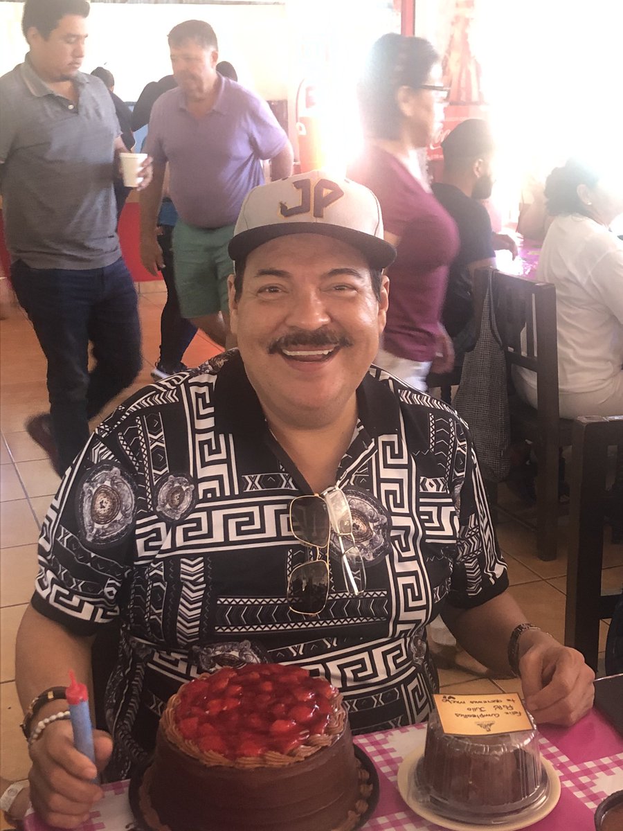 idgruperaofi's tweet photo. #IDGInforma a través de su cuenta de @TwitterMexico @Julio_Preciado_ confirma que solo tiene principios de neumonía, ya que la prueba de #COVIDー19 salió negativa
#LosPatronesDelRegional
#QuedateEnCasa https://t.co/9bL1KZJLoW
