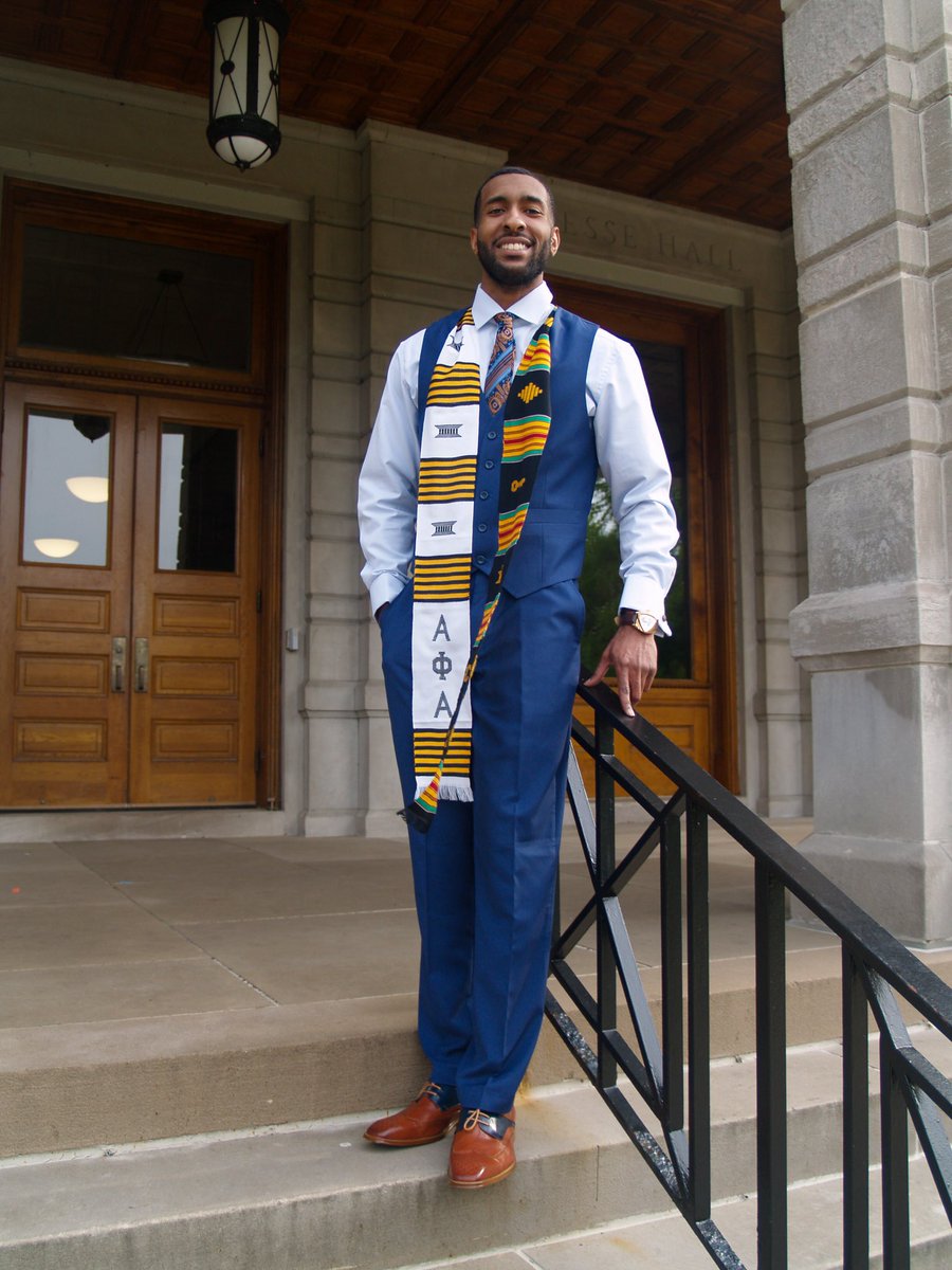 Aaron_Spoon's tweet photo. 4 years later, From being admitted on academic probation to receiving a job before obtaining my diploma I have completed my degree in Personal Financial Planning.I am officially a First Gen College Graduate. Thank you Mizzou for everything. ✌🏾🎓 https://t.co/EeU2CQR4FX