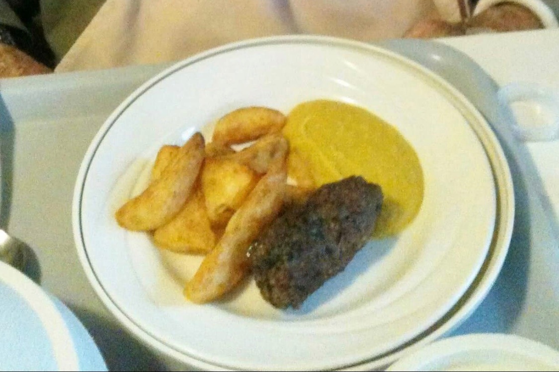 janeyx's tweet photo. @Melbourneapolis @BupaAustralia @LaTrioli @leighsales They had bad press & a terrible record of neglect before they came to Australia. They didn’t even apply for an aged care licence here,they bought someone else’s! This is a Bupa meal. I call it “shit and chips” #agedcarerc #noprobity @agedcarecrisis @GregHuntMP @CorpGovResearch https://t.co/lF8gZUXdCC