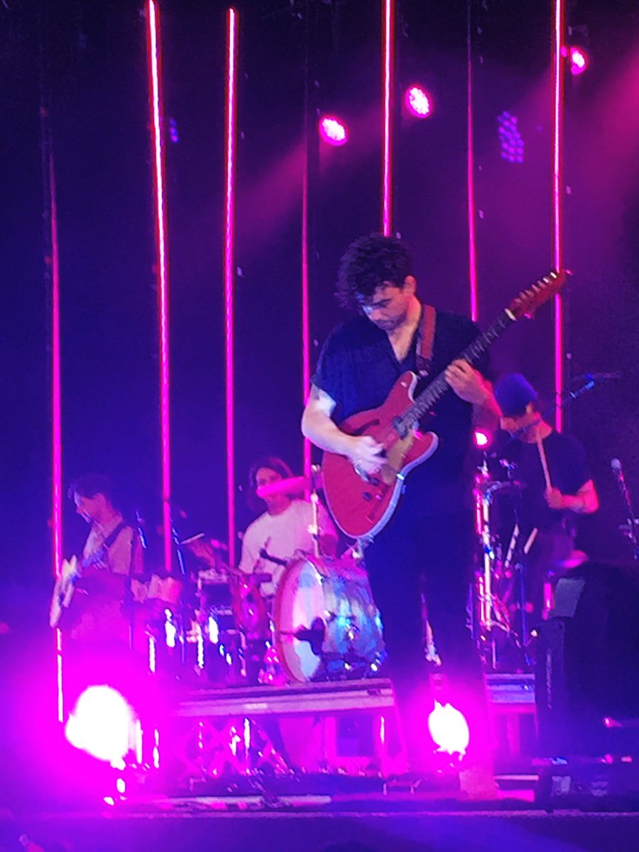 therosieboy's tweet photo. #3YearsOfAfterLaughter 3 years later and I’m still dancin with tears in my eyes. Thanks for the incredible album, @paramore.
These shots are from right before the #AfterLaughter tour at Grand Casino in MN! @zacfarro @itstayloryall @yelyahwilliams https://t.co/W7reGq4CIq