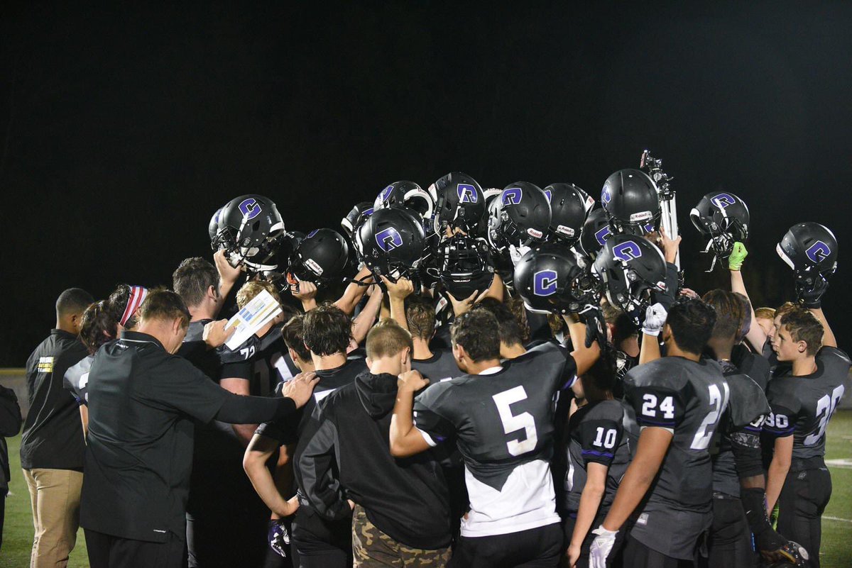 CCFootball_OR's tweet photo. @PioCoachDaniels Here you go Coach! #ChallengerPride https://t.co/5Nezqf0UHc