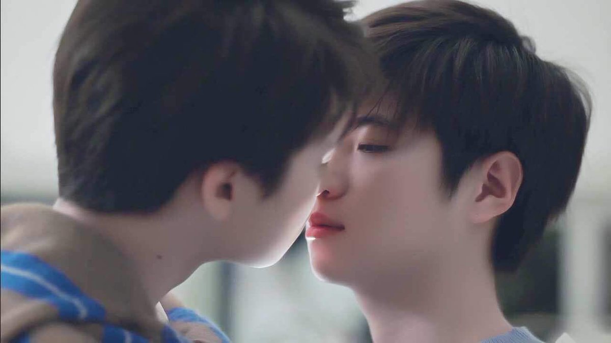 PiraP14n's tweet photo. เคลิ้มเชียว ต้าวบ้า 5555
#Congrats5Mกระแสน้ำตา https://t.co/ezDDrUg0bX