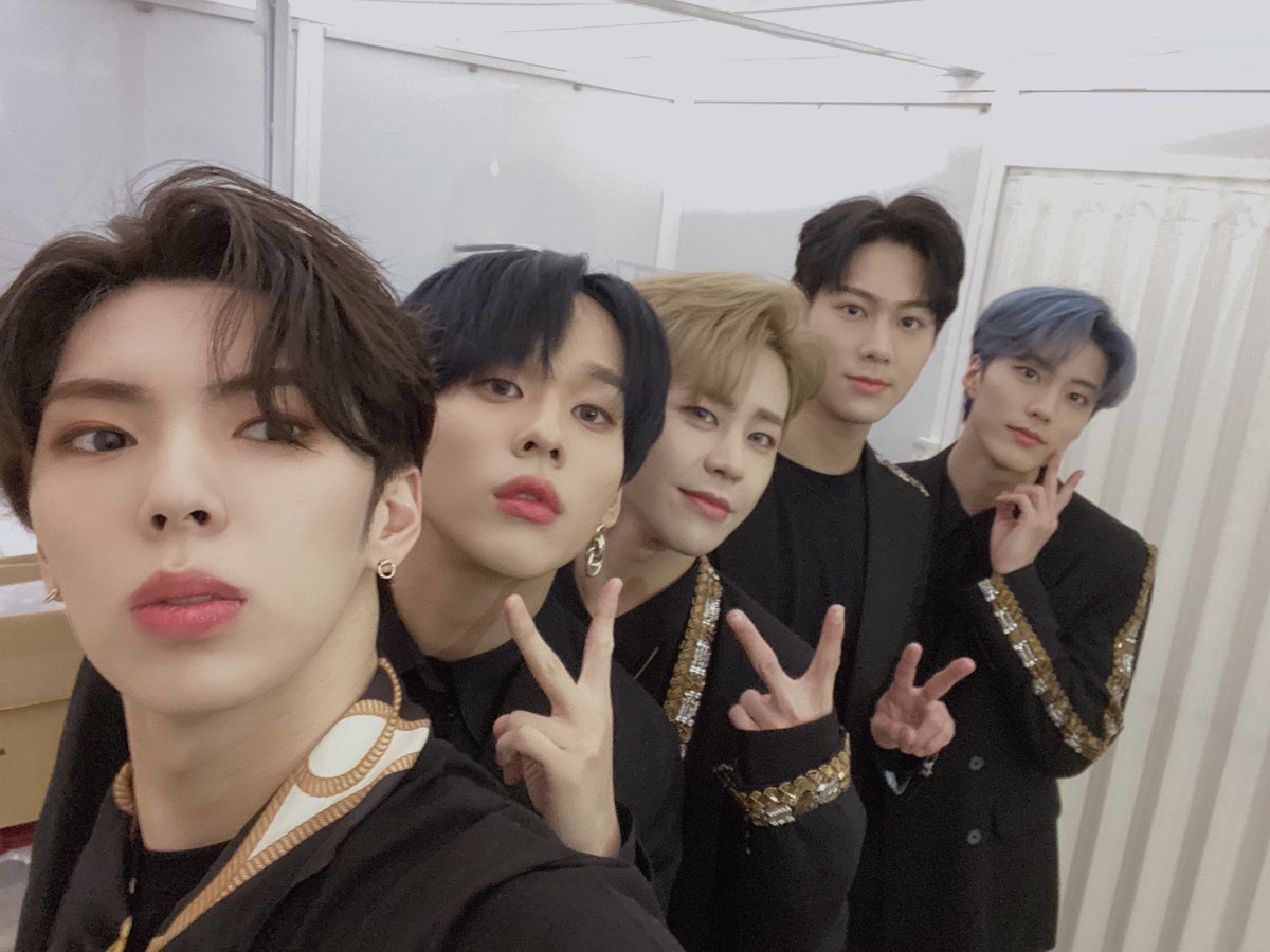 Gsug53535464's tweet photo. Estoy llorando.😭❤❤❤❤
#IMFACTxIF @imfact_twt @IMFACTofficial https://t.co/u16Ds3p2jk