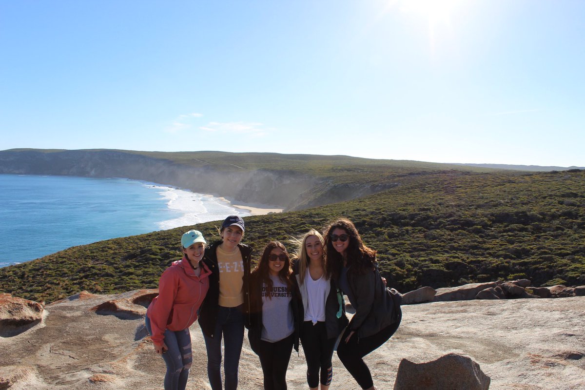 SaraKat1998's tweet photo. one year ago today... i was on a plane, starting the best trip of my life 😭 i miss you australia https://t.co/2RStfFnnwf