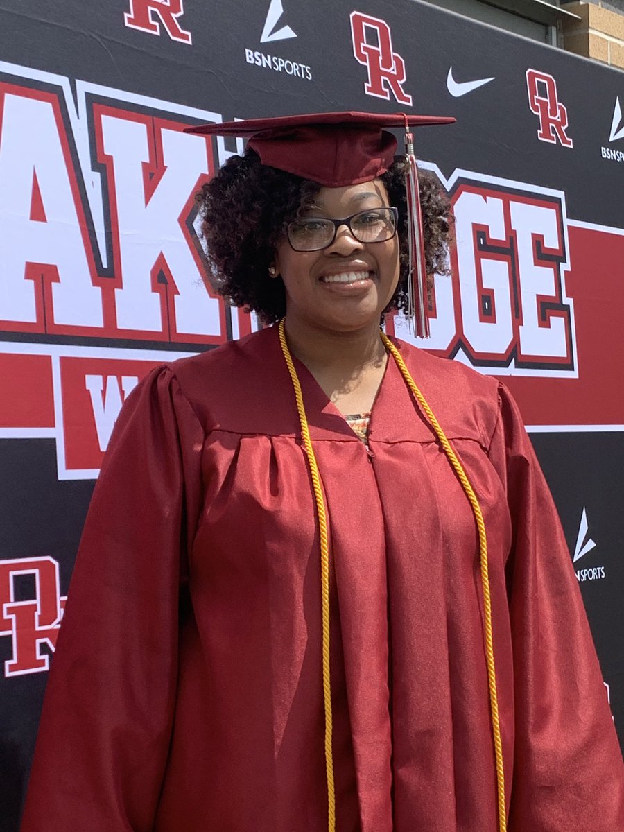 Stephanie Thompson tweet media