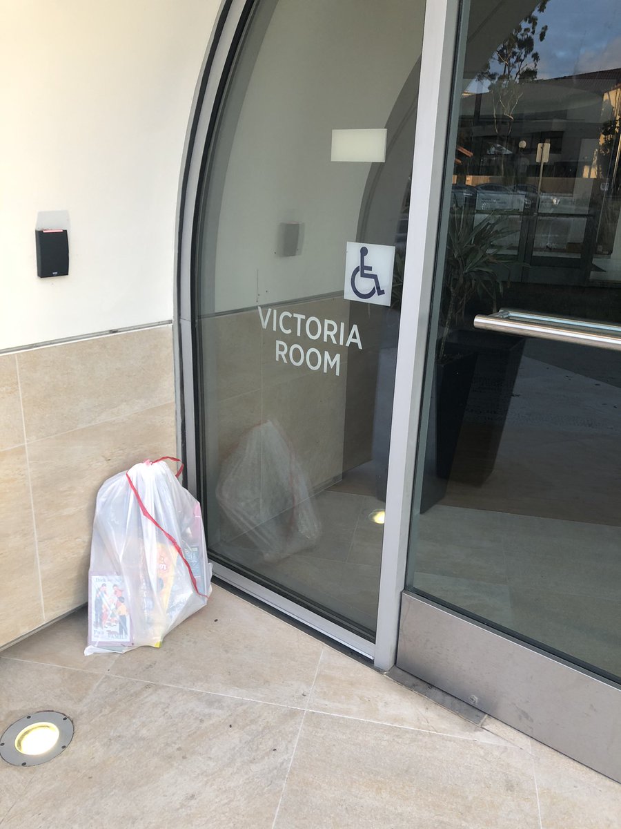 nickryanchen's tweet photo. @arlis4costamesa My wife would lose sleep if we left them there... bagged them and put them next to the Victoria Room https://t.co/apb6PCnKH6
