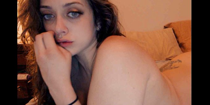 Ok y'all I am DONE procrastinating.  As soon as the tattoo shops around here open back up, I'm going<a href="/tag/manyvids"class="tags"><span>#manyvids</span></a>