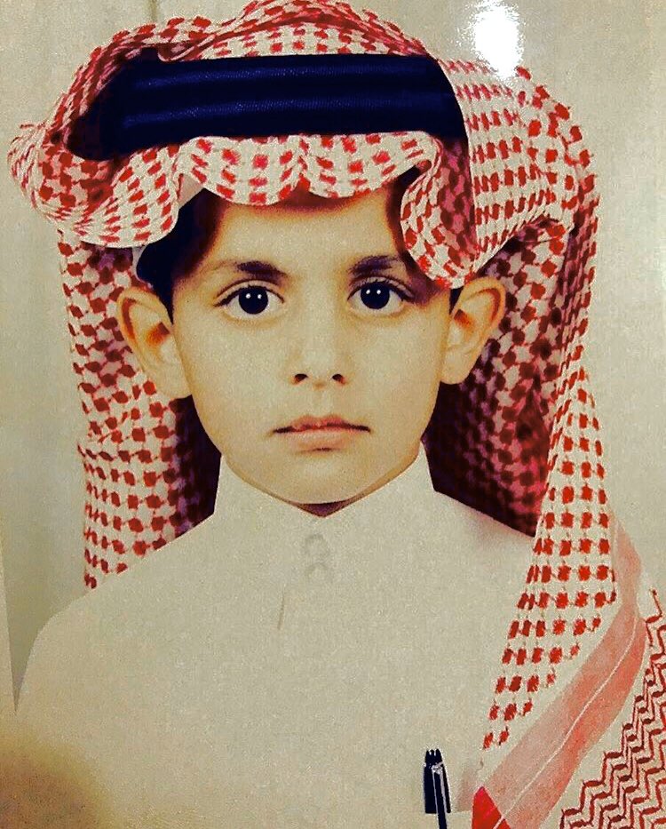 Bndar_18's tweet photo. #صورتك_وانت_صغير 
سنين ، الله المستعآن 😂 https://t.co/xyaAL4efuo